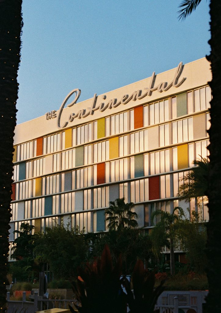 Why Mid-Century Modern Architecture Still Feels Iconic gavin wilson sbynwlvtdl4 unsplash