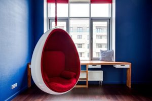 The Iconic Egg Chair: Design, Origins and Lasting Influence