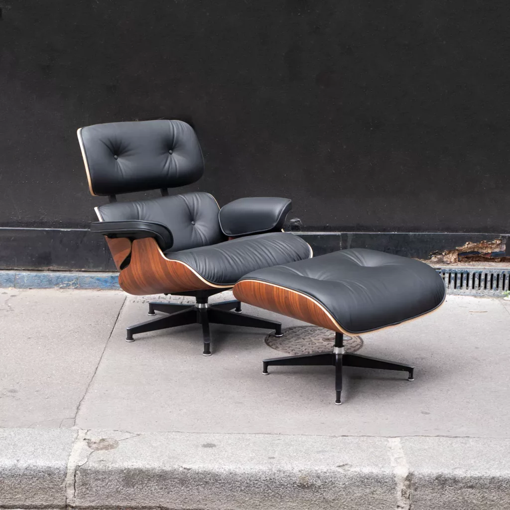 The Eames Lounge Chair: The Icon That Redefined Comfort and Modern Design c090d7e8 9152 4485 9fb6 8e8174237f0b